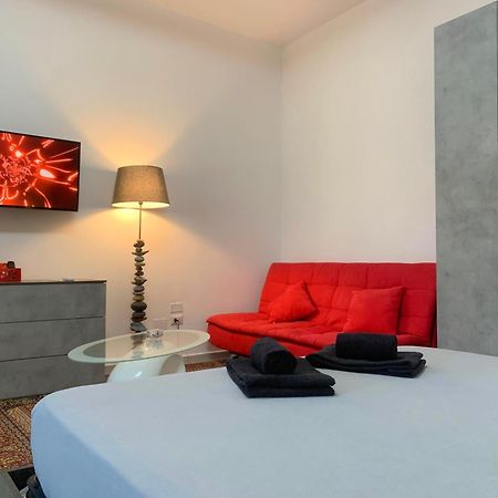 Mini Red Hub - Design Apartment Sant'Agapito Extérieur photo
