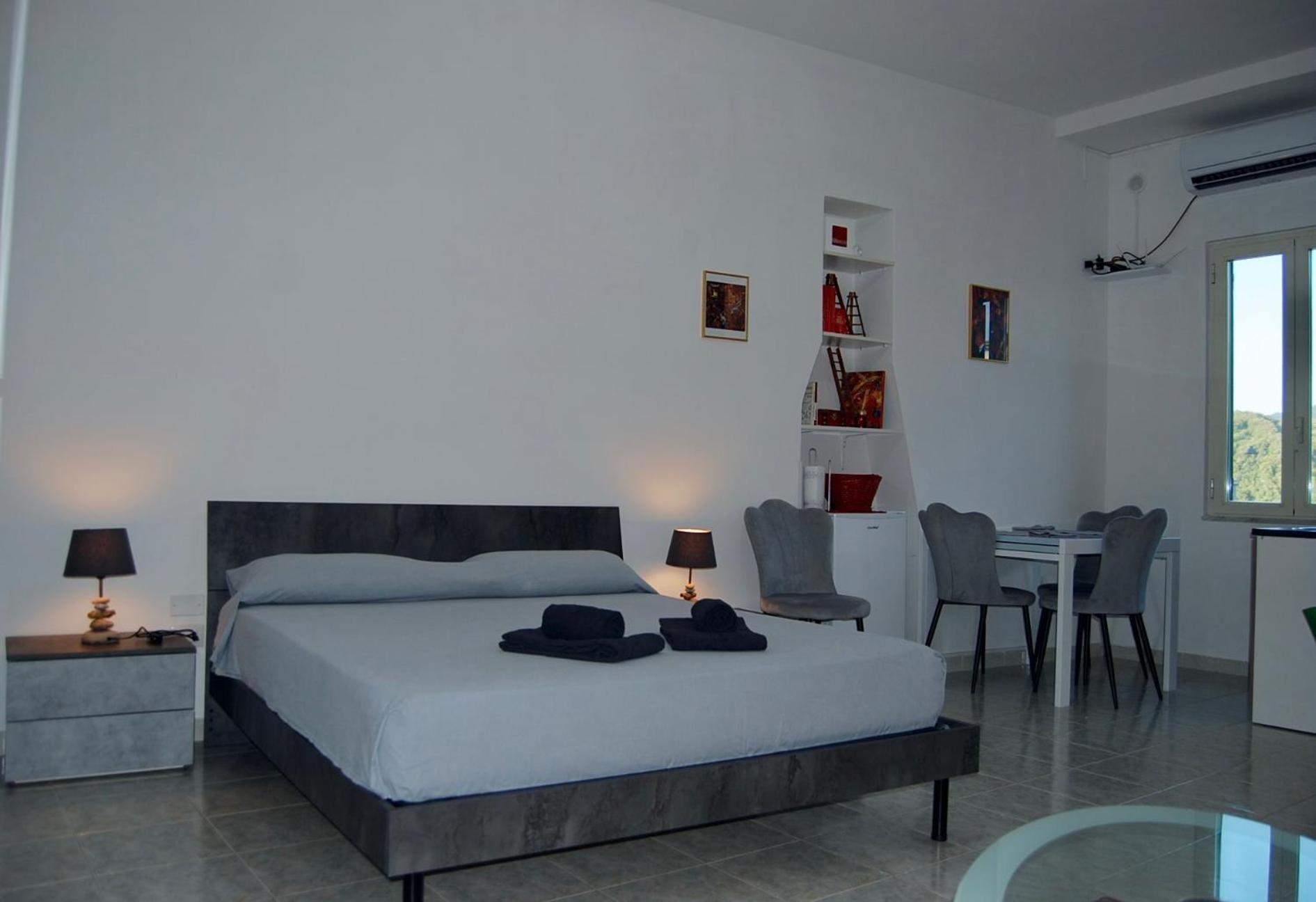 Mini Red Hub - Design Apartment Sant'Agapito Extérieur photo